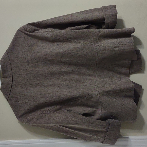 Zozo beige short blazer - Picture 2 of 12